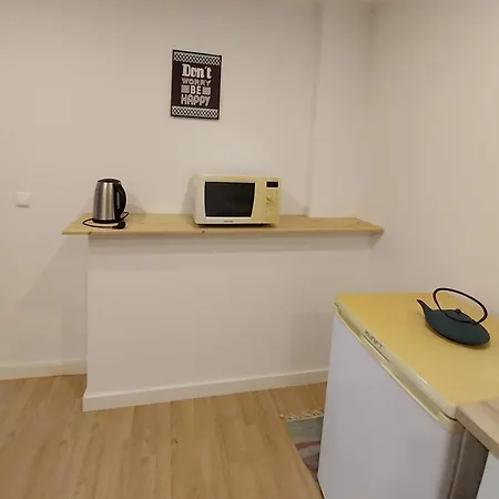 Dezassete - アパート